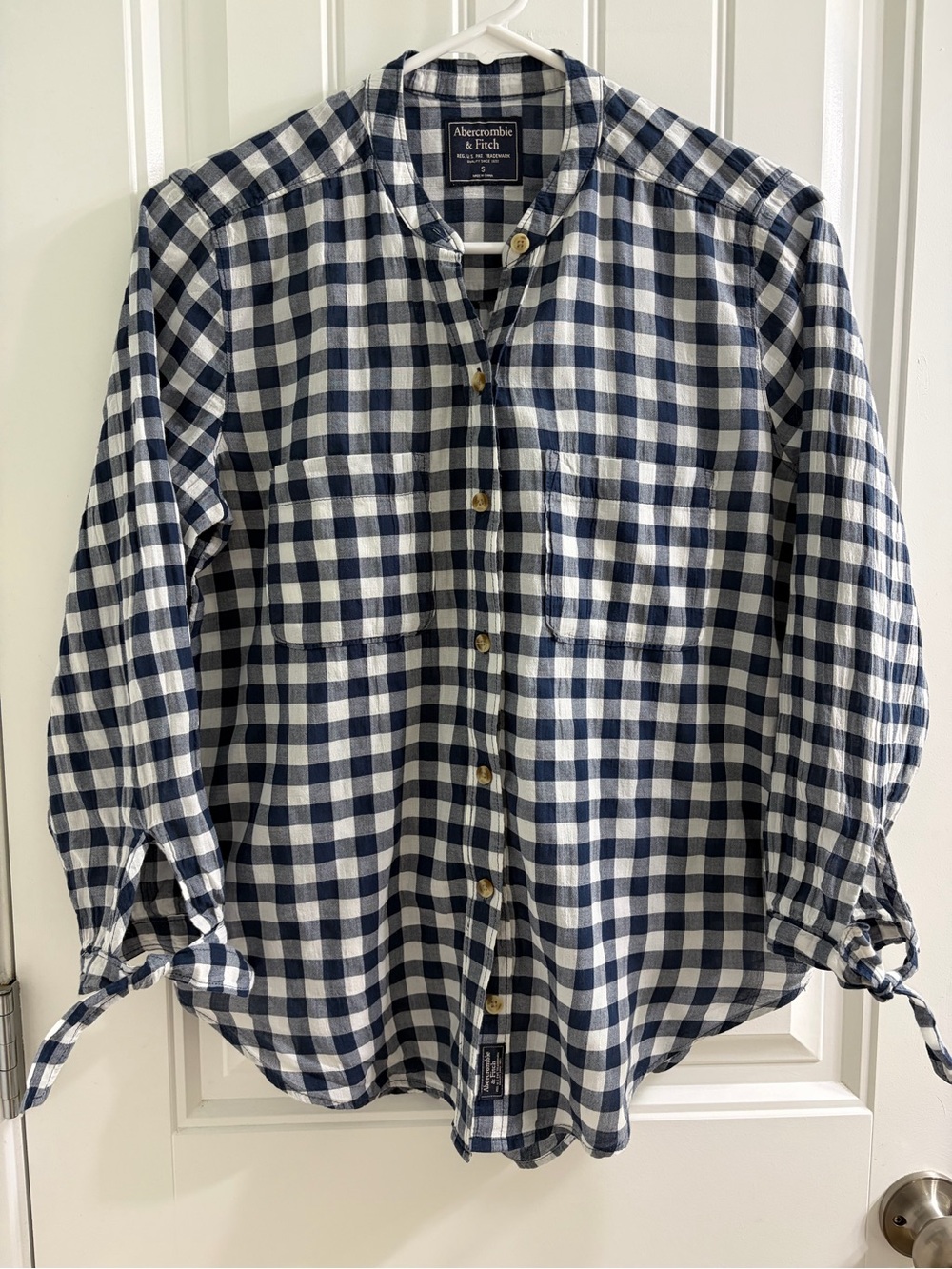 Abercrombie & Fitch Navy and White Gingham Button-Up Blouse - Picture 1 of 7